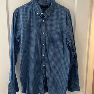 Men’s dress shirt